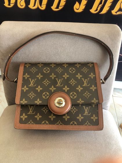 กระเป๋า LV vintage 