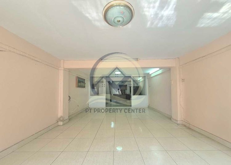 ตึก 5 ชั้น 1 คูหา หมู่บ้านสุขสันต์ 5 ซอยกาญจนาภิเษก 5 ถนนกาญจนาภิเษก ต่อเติมเต็มพื้นที่ ปรับปรุงพร้อมอยู่ ขายตามสภาพราคาพิเศษ ต่อรองได้ รูปที่ 2