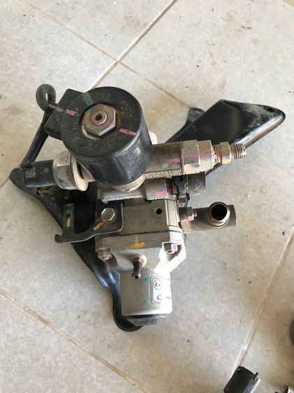 อุปกรณ์แก็ส CNG NGV  รถยนต์เก๋ง  Toyota altis 1.6G รูปที่ 3