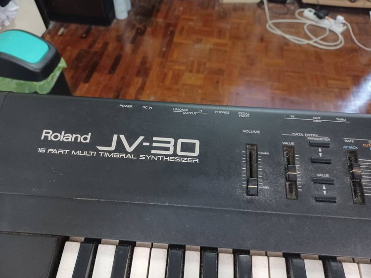 ขายคีบอร์ด Roland JV30 (มือสอง) รูปที่ 3