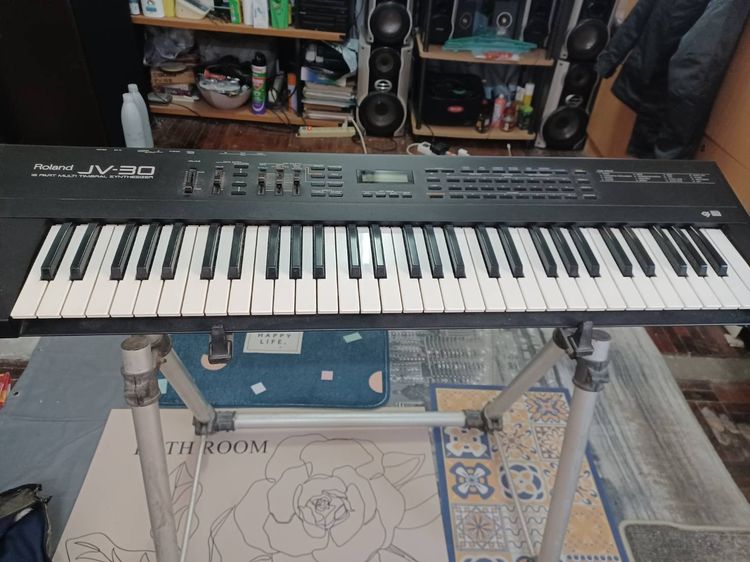 ขายคีบอร์ด Roland JV30 (มือสอง)