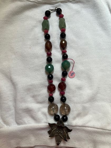 สร้อยหินแท้หลายชนิด