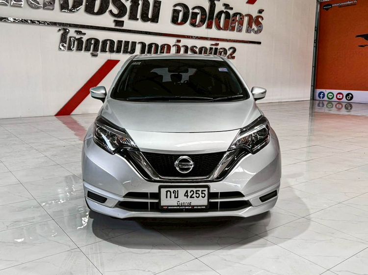 Nissan Note 2017 1.2 V Sedan เบนซิน ไม่ติดแก๊ส เกียร์อัตโนมัติ เงิน รูปที่ 2