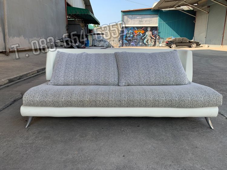 โซฟาผ้า 3 ที่นั่ง Jelly สีขาว Brand  Koncept Furniture