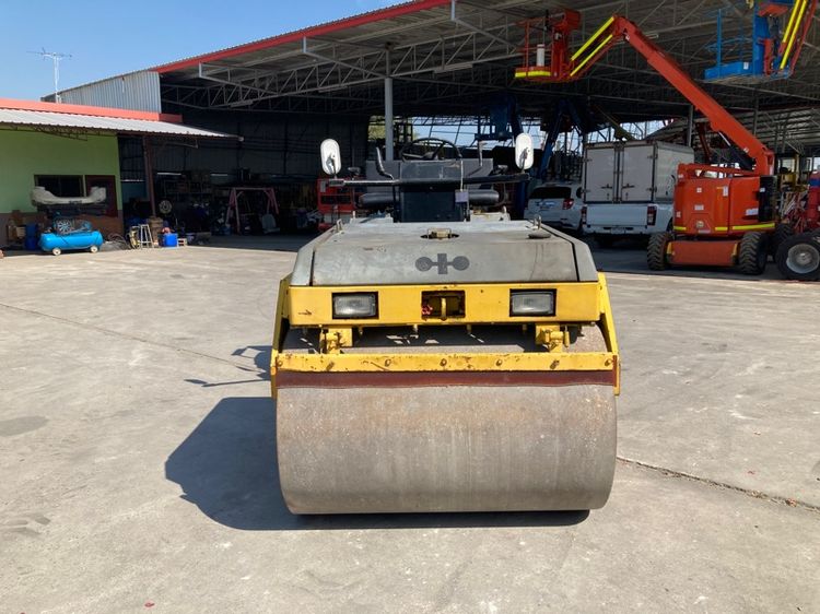 รถบดล้อหน้าเหล็กล้อหลังยาง KOMATSU รุ่น JV40CW-2  ขนาด 4 ตัน  รถเก่านอกนำเข้า รูปที่ 8