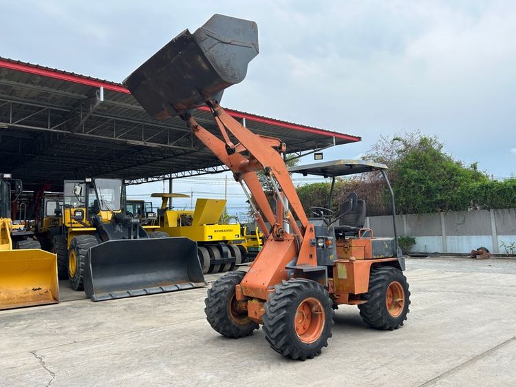 รถตักล้อยาง MITSUBISHI รุ่น WS300A บุ้งกี๋ 0.5 คิว  รถเก่านอกนำเข้า  รูปที่ 2