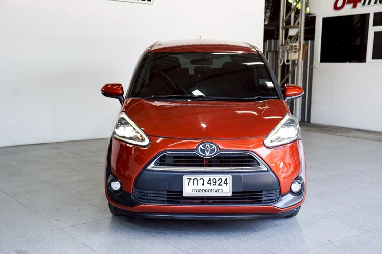 Toyota Sienta 2018 1.5 V Utility-car เบนซิน ไม่ติดแก๊ส เกียร์อัตโนมัติ ส้ม รูปที่ 2