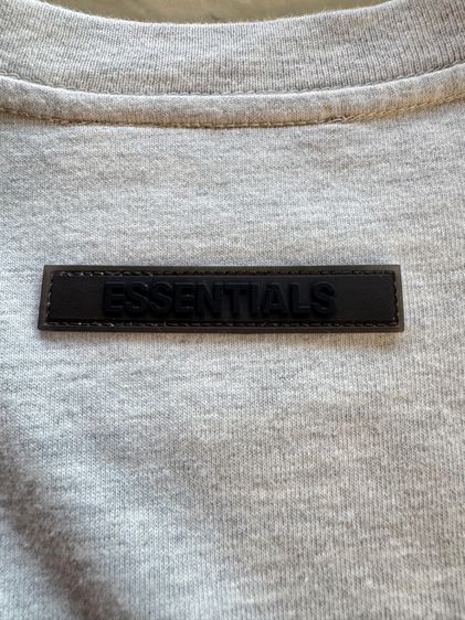 เสื้อ Essential Oatmeal แท้ รูปที่ 3