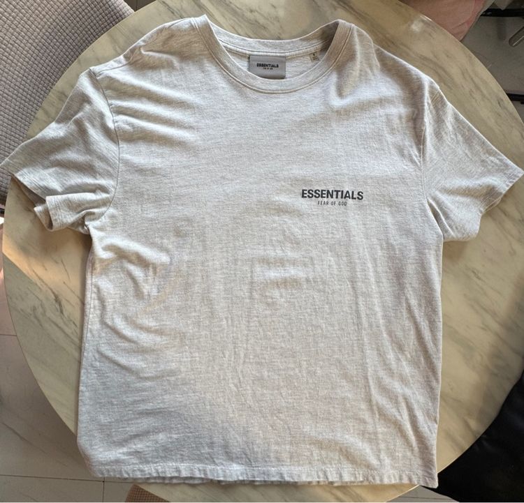 เสื้อ Essential Oatmeal แท้
