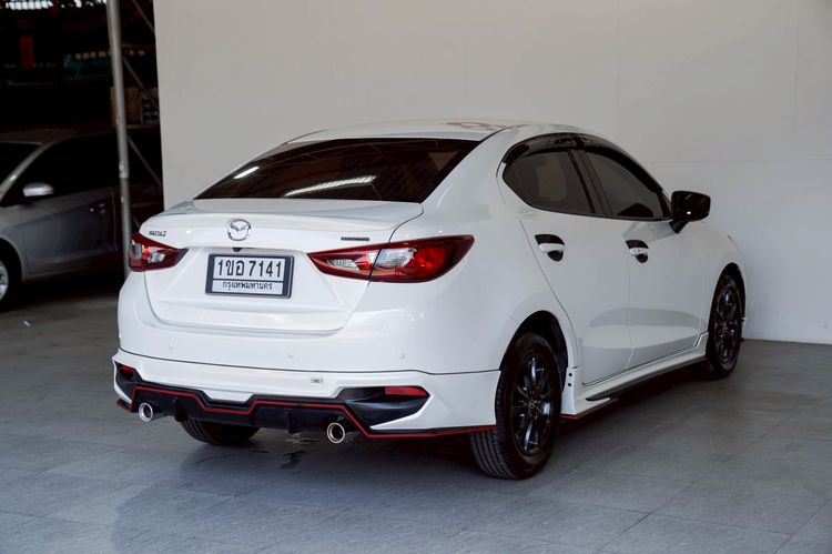 Mazda Mazda 2 2020 1.3 Skyactiv-G S Leather Sedan Sedan เบนซิน ไม่ติดแก๊ส เกียร์อัตโนมัติ ขาว รูปที่ 4