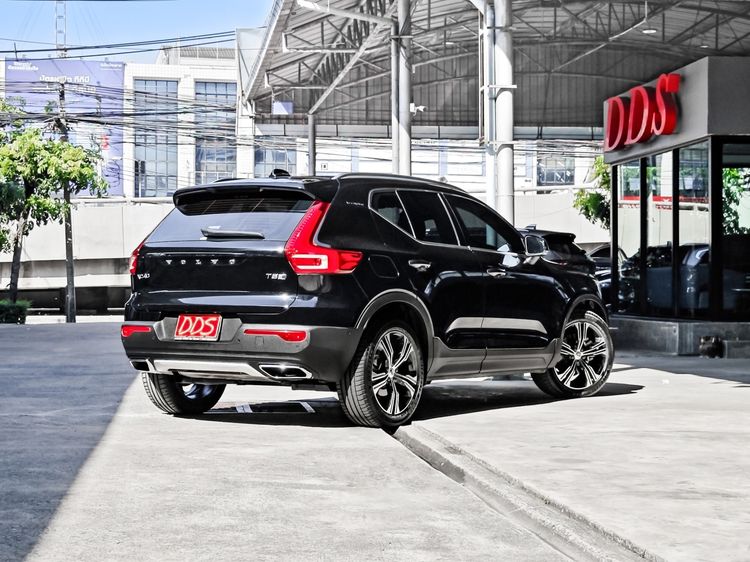 Volvo XC40 2020 Recharge 1.5 T5 Inscription Utility-car เบนซิน เกียร์อัตโนมัติ ดำ รูปที่ 2