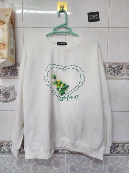 เสื้อผู้หญิง มีเสื้อไหมพรมสีดำ เดรสยาวลายดอก กางเกงยีนส์ ราคา280-750บาท รูปที่ 7