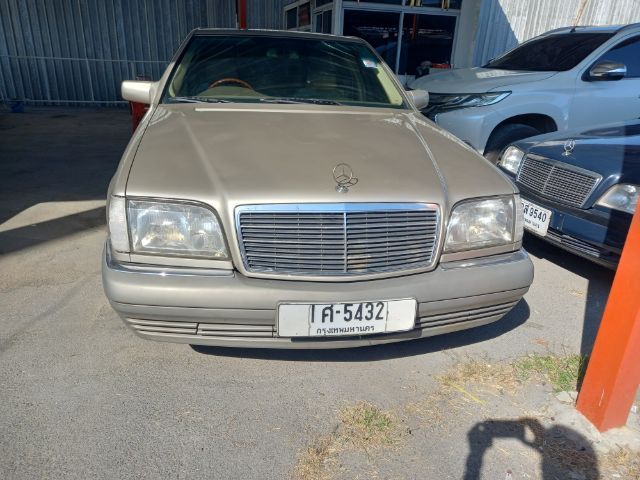 รถ Mercedes-Benz S-Class S280 สี บรอนซ์ทอง