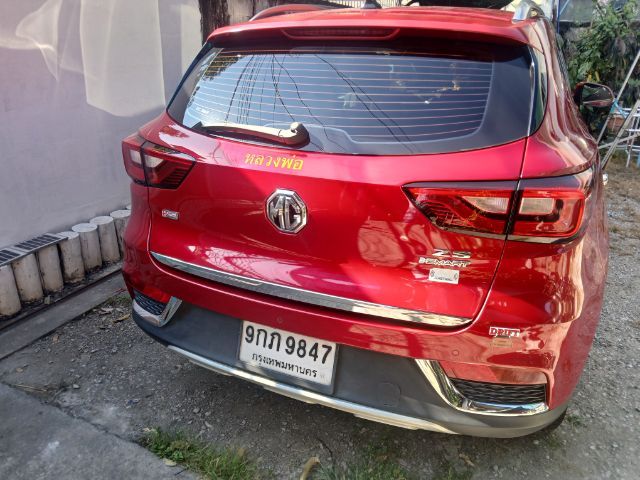 MG ZS 2019 1.5 D+ Utility-car เบนซิน เกียร์อัตโนมัติ แดง รูปที่ 2