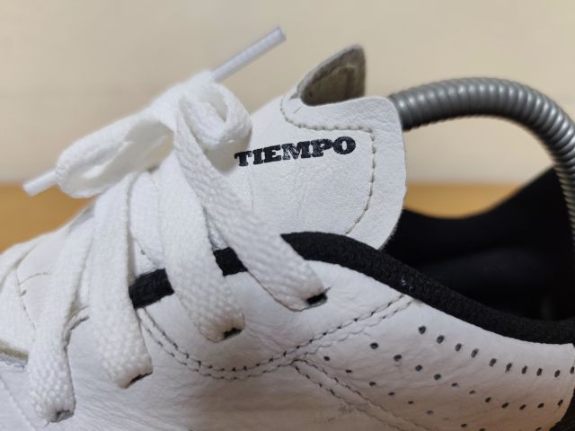 Nike รองเท้าฟุตบอล 42.5 27.0 แท้ มือสอง รูปที่ 14