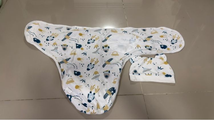 ผ้าห่อตัวเด็กอ่อนพร้อมหมวก รูปที่ 2