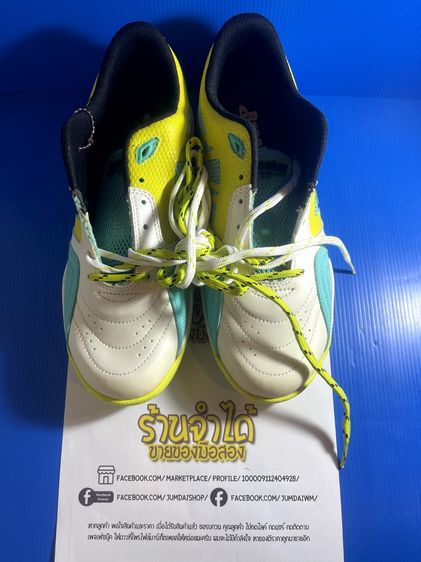 รองเท้าฟุตซอล สภาพใหม่กริ๊บ (อ่านรายละเอียดด้วยนะครับ) รูปที่ 2