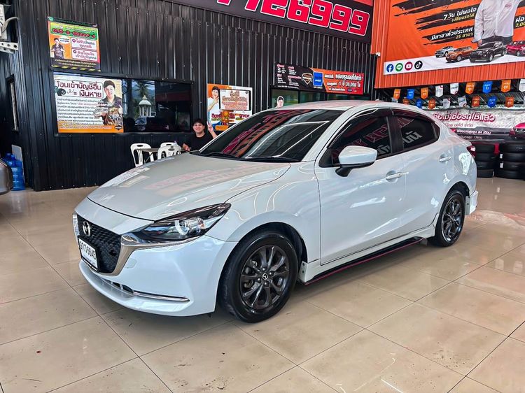 Mazda Mazda 2 2019 1.3 Skyactiv-G S Leather Sedan Sedan เบนซิน ไม่ติดแก๊ส เกียร์อัตโนมัติ ขาว