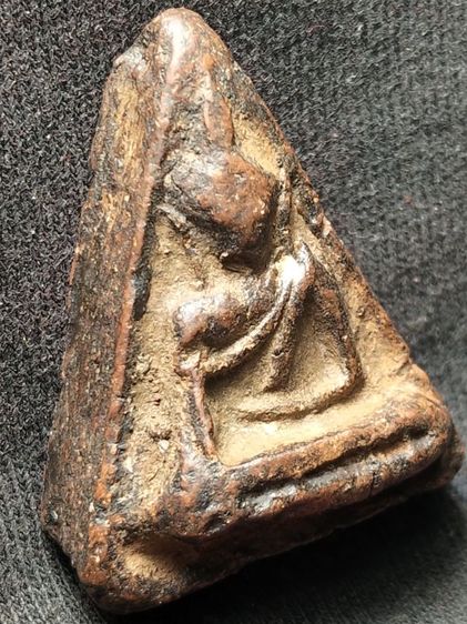 พระนางพญาเนื้อดินตรับ รูปที่ 16