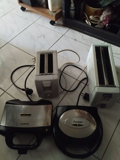 เครื่องทำแซนวิชและขนมปัง