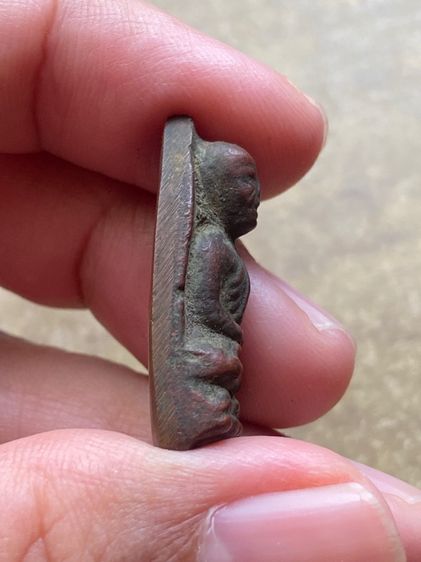 หลวงปู่ทวด หลังเตารีด พิมพ์เล็ก รูปที่ 4