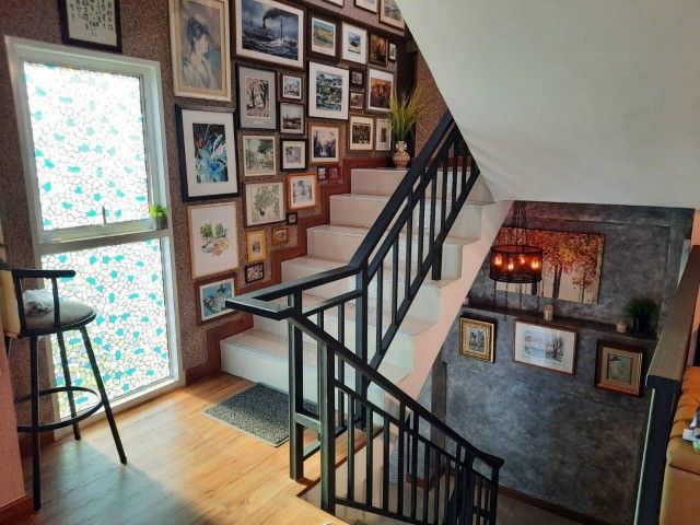 ใช่ ขายตึกเดี่ยว 4ชั้น ริมถนน ใกล้ตลาดน้ำอัมพวา
(ตกเเต่งพร้อมเข้าอยู่ เฟอร์นิเจอร์ครบ)
4ชั้น  4ห้องนอนมีเเอร์ 7ห้องน้ำ ทำกิจการได้ เจ้าของขายเอง รูปที่ 4