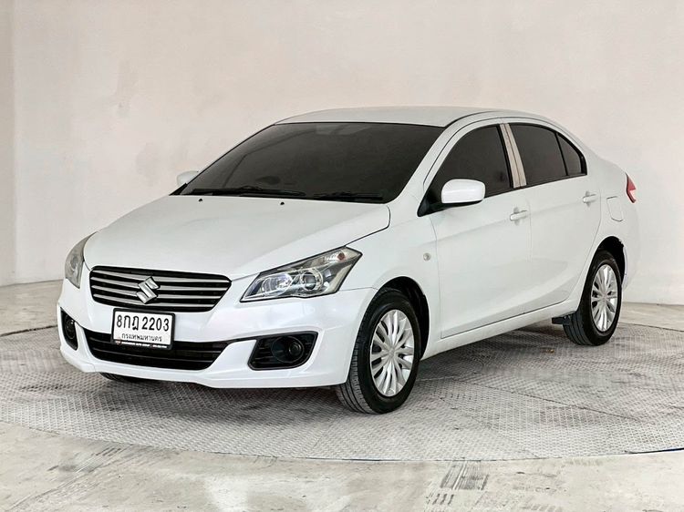 รถ Suzuki Ciaz 1.2 GL สี ขาว