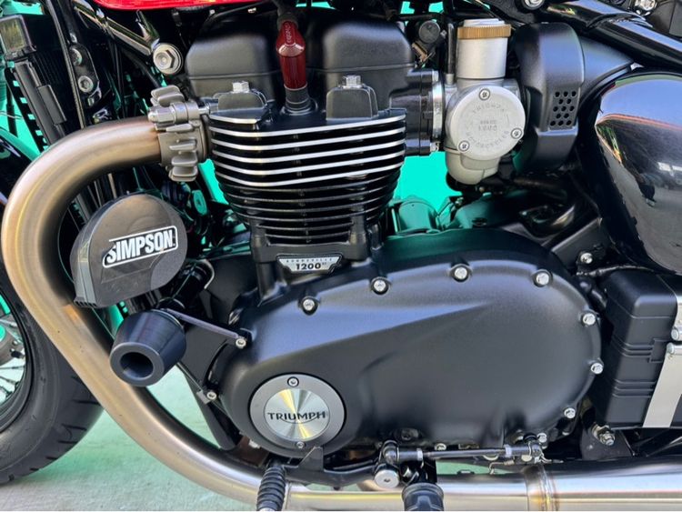 Triumph Bonneville Bobber  2023 รูปที่ 16
