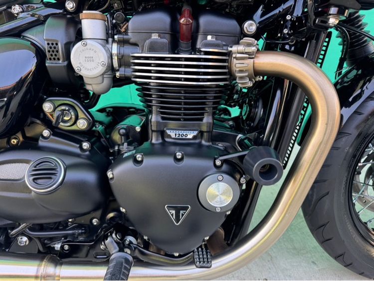 Triumph Bonneville Bobber  2023 รูปที่ 6