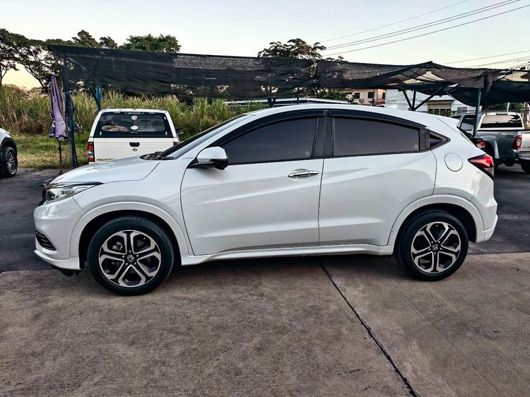 Honda HR-V 2019 1.8 EL Utility-car เบนซิน ไม่ติดแก๊ส เกียร์อัตโนมัติ ขาว รูปที่ 4