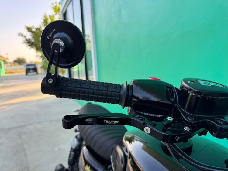 Triumph Bonneville T120 black ปี18  รูปที่ 13