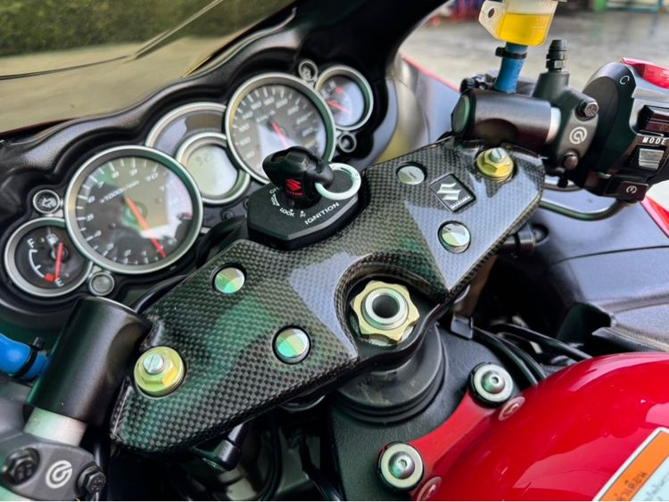Suzuki Hayabusa 1340 cc. ปี13จด16 สีแดง รถมือเดียว  รูปที่ 16