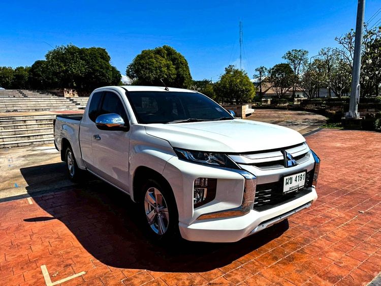 Mitsubishi Triton 2019 2.5 GLX Pickup ดีเซล ไม่ติดแก๊ส เกียร์ธรรมดา ขาว รูปที่ 3