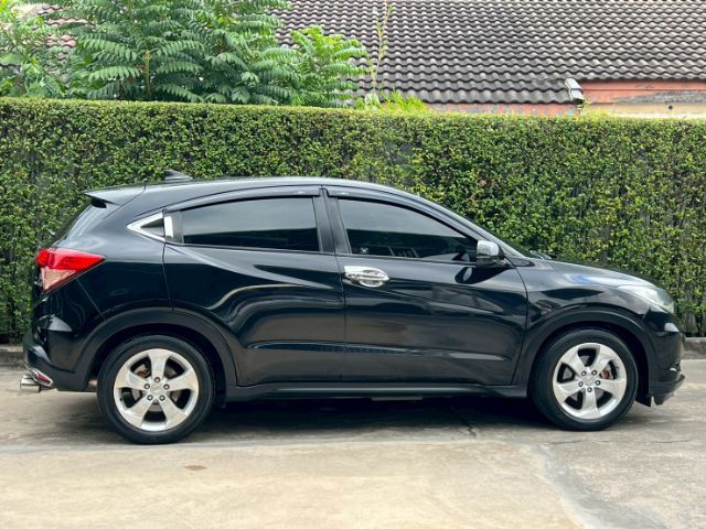 Honda HR-V 2015 1.8 E Utility-car เบนซิน ไม่ติดแก๊ส เกียร์อัตโนมัติ ดำ รูปที่ 4