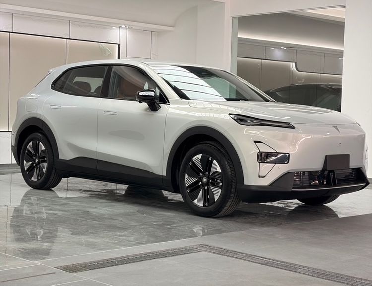 Changan Deepal 2025 Sedan ไฟฟ้า เทา รูปที่ 3