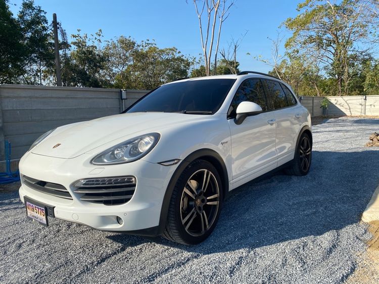 รถ Porsche Cayenne 3.0 S Hybrid สี ขาว