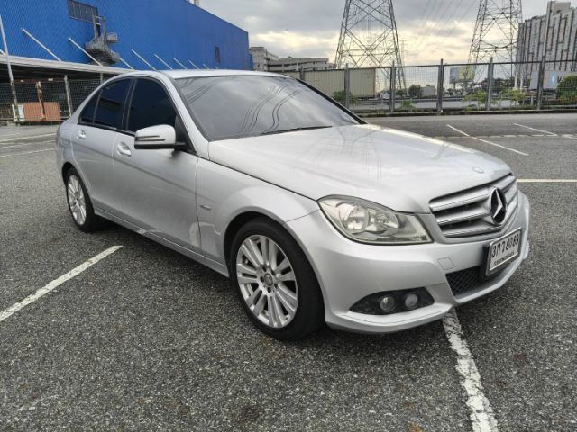 รถ Mercedes-Benz C-Class C200 CGI สี บรอนซ์เงิน