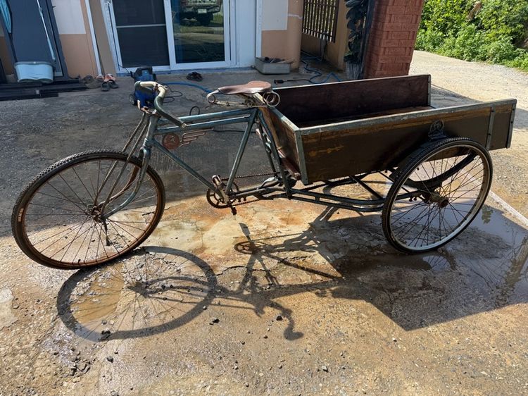 รถจักรยานสามล้อบรรทุกรับจ้างเก่า ประดับร้าน แต่งบ้านแนววินเทจ  รูปที่ 3