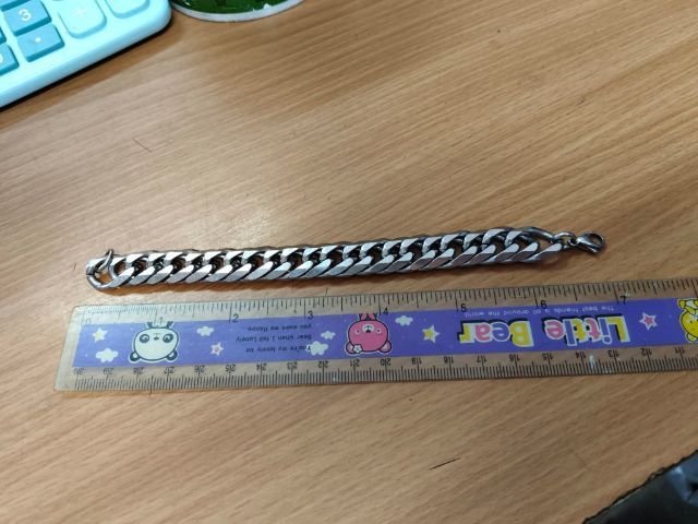 สร้อยข้อมือสแตนเลสแท้