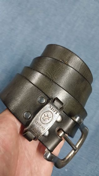 เข็มขัดหนังแท้ LOIS 
made in SPAIN เอว 36 ถึง 40
กว้าง 1.4 ยาวรวมหัว 46.3
แบรนด์แพง หนังหนาสวย รูปที่ 4