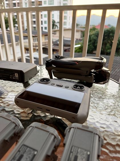 DJI Air 3 Fly More Combo LIKE NEW รูปที่ 3