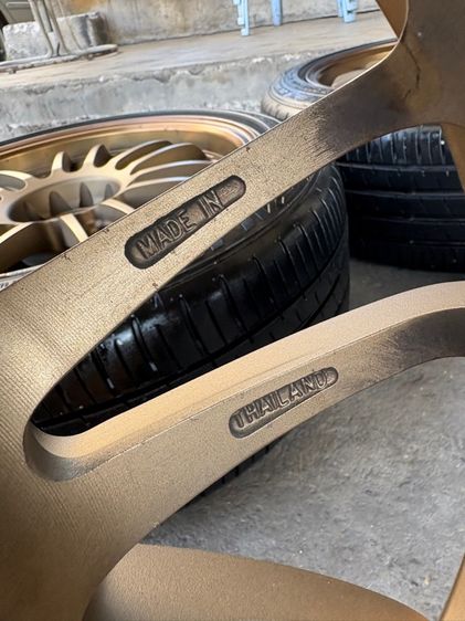 ล้อแม็กขอบ17 RE30 5รู100 กว้าง8.5 ออฟ35 งานไทย (มีรอยนิดหน่อยตามการใช้งาน) พร้อมยางFALKEN215-5017 ปี23 ปีแท้ รูปที่ 6