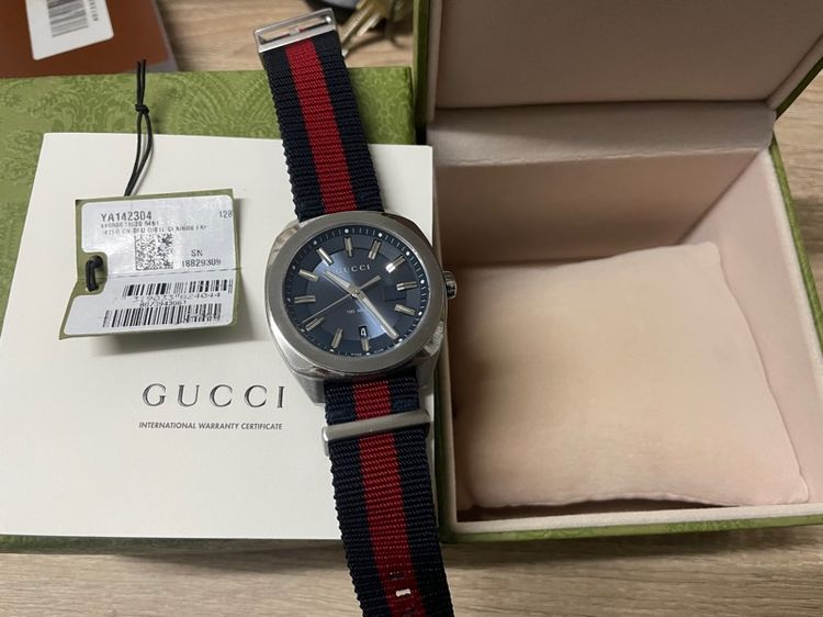 อื่นๆ GUCCI GG2570 Blue Dial 41 mm Blue and Red Nylon