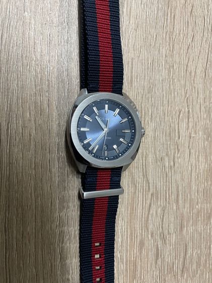 GUCCI GG2570 Blue Dial 41 mm Blue and Red Nylon รูปที่ 3