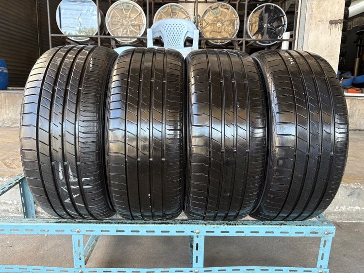 ยางDUNLOP225-50-17 ปี23 ปีแท้ 