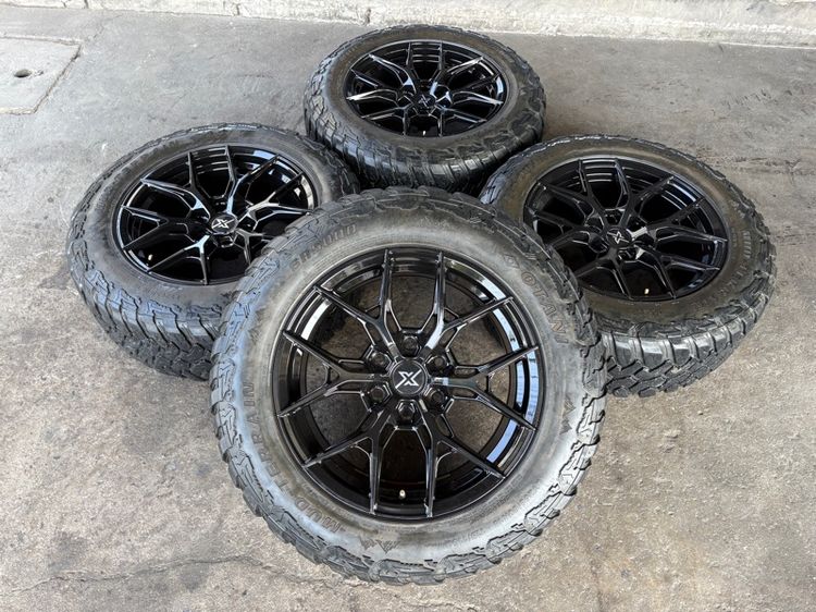 ล้อแม็กมือ1 ขอบ18 ก้านY 6รู139 กว้าง9 ออฟ19 สีดำเงา ล้อเบา FLOW FORMING งานSEVENFIFTH งานสวยมากๆ  พร้อมยางมือ2 OTANI265-60-18 ปี23 ปีแท้ 