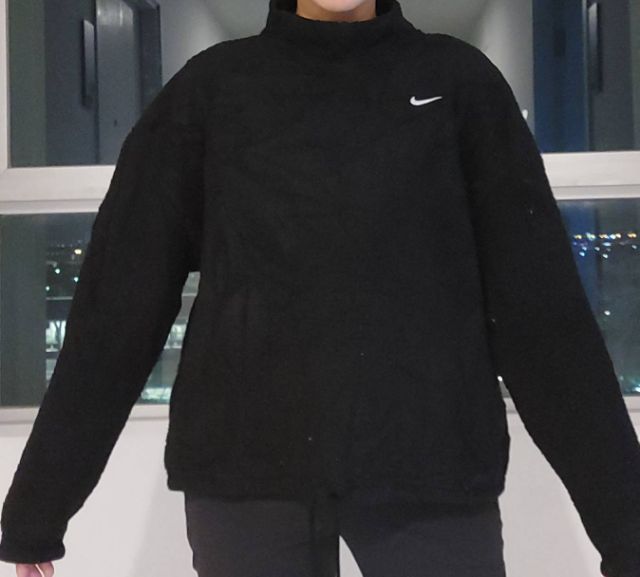 แขนยาว สเวตเชิ้ต Nike Therma-FIT Sherpa Fleece เสื้อกันหนาวคอเต่า สีดำ มือสอง ของแท้ ไซส์ L
