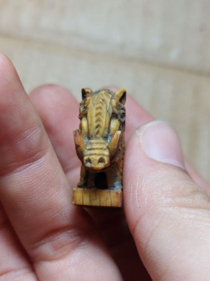 เครื่องรางหมูทรงเครื่องอาจารย์เฮงไพรวัลย์ตัวใหญ่สวยเก่า รูปที่ 2