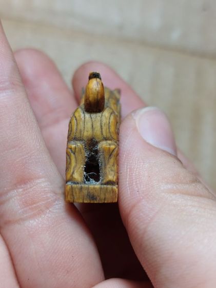 เครื่องรางหมูทรงเครื่องอาจารย์เฮงไพรวัลย์ตัวใหญ่สวยเก่า รูปที่ 5