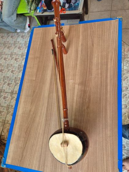 ซออู้ไม้ประดู่เก่าสลักลายหนุมาน รูปที่ 3